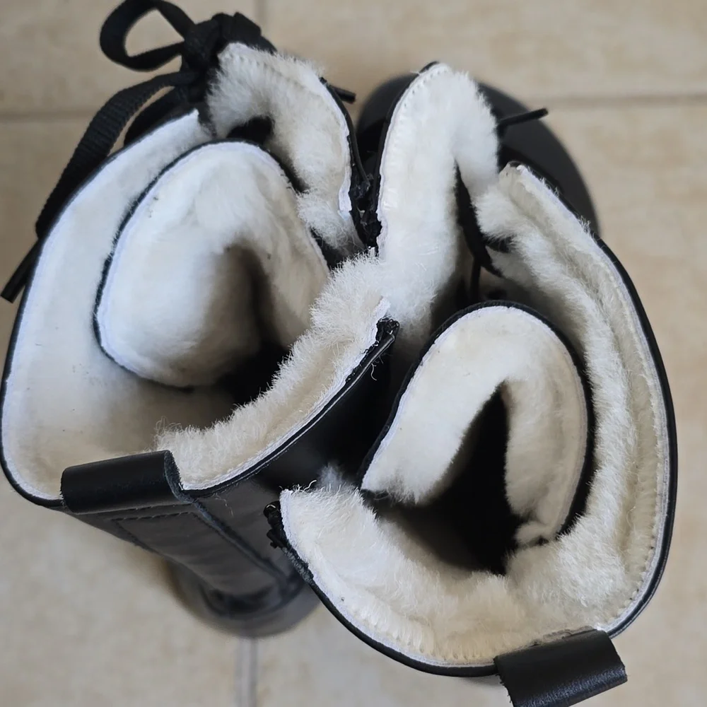 NWOB Aintap Leather/Shearling Lace-up Boot - Picture 8 of 12